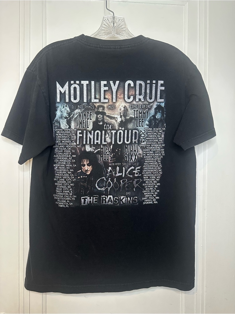 Motley Crue - With Alice Cooper - “The Final Tour” - 2014 Black Shirt/2 Sided - Picture 2 of 4